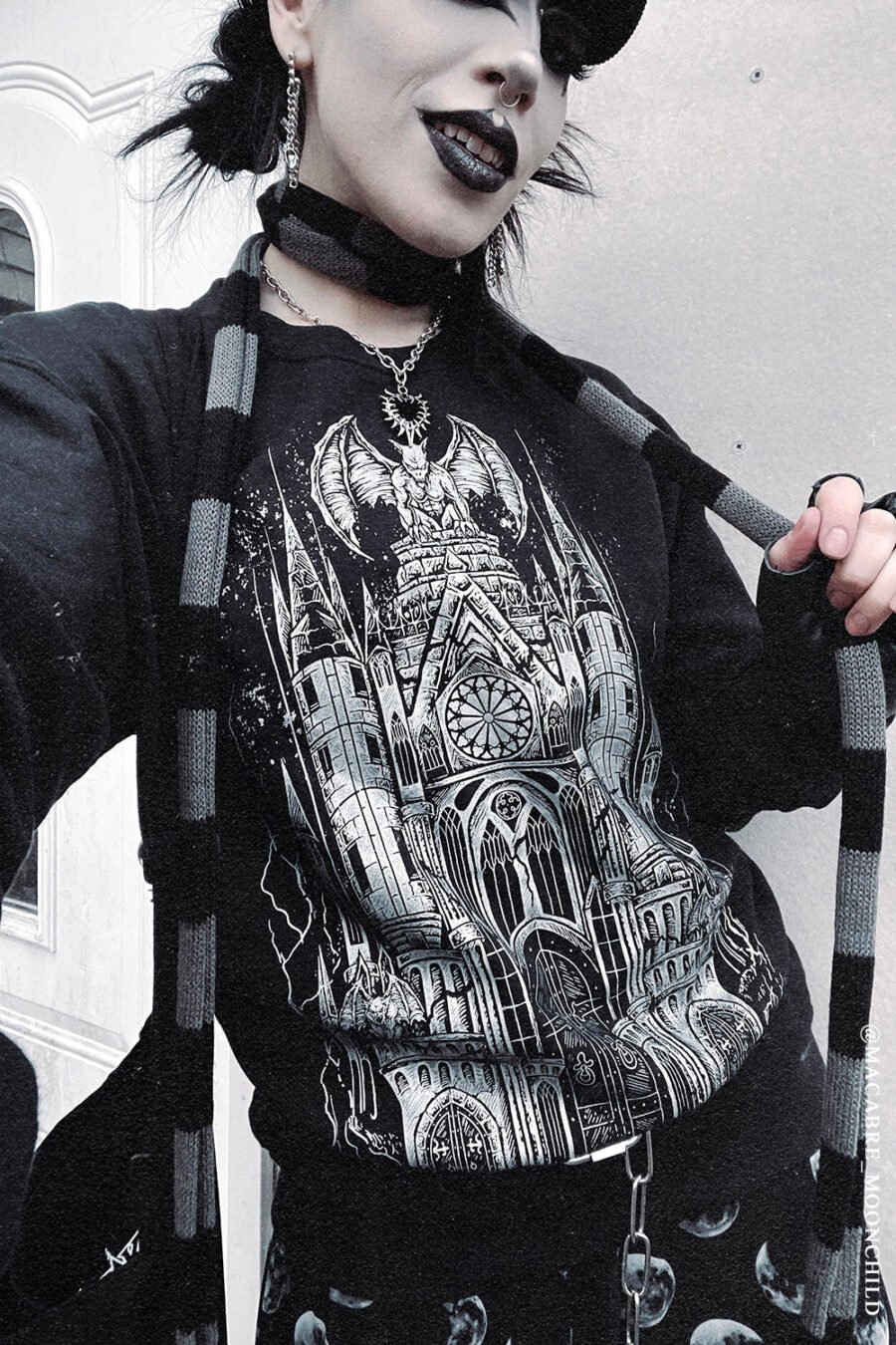 Gargoyle Cathedral Sweatshirt [METALLIC SILVER]
