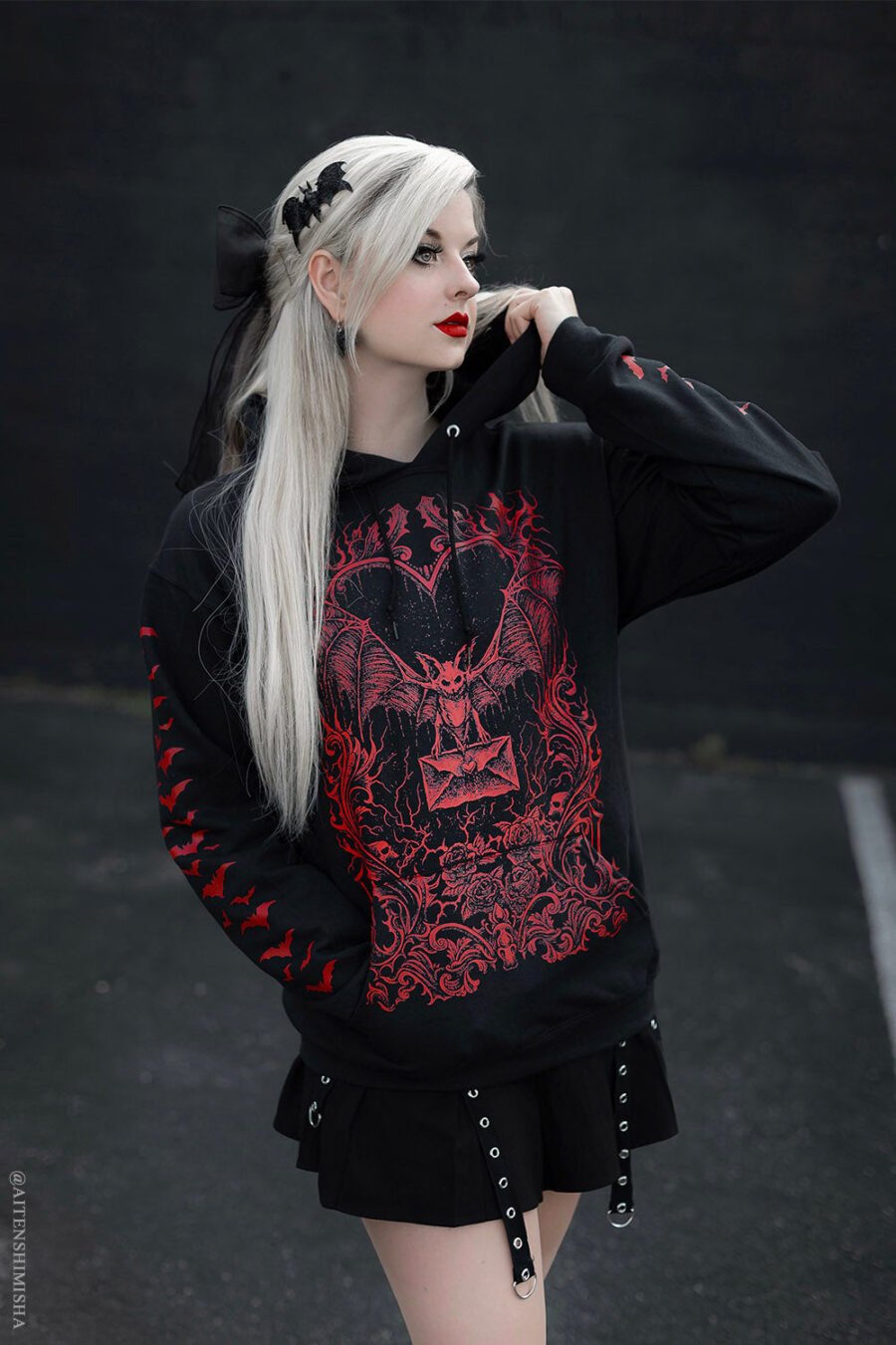 Bat Romance Hoodie [BLOOD RED]